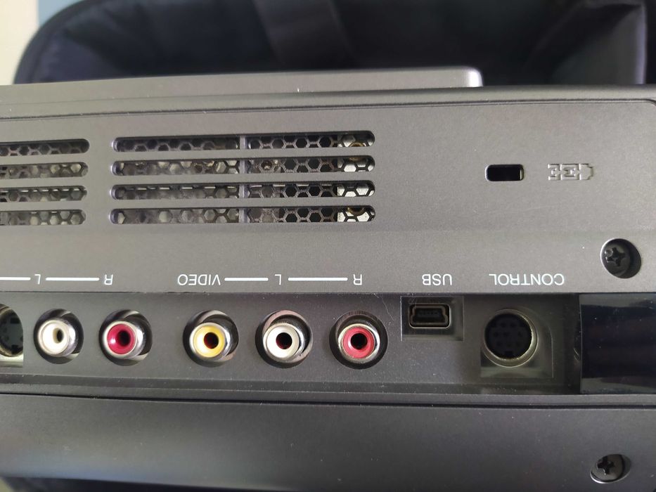 Проектор Toshiba