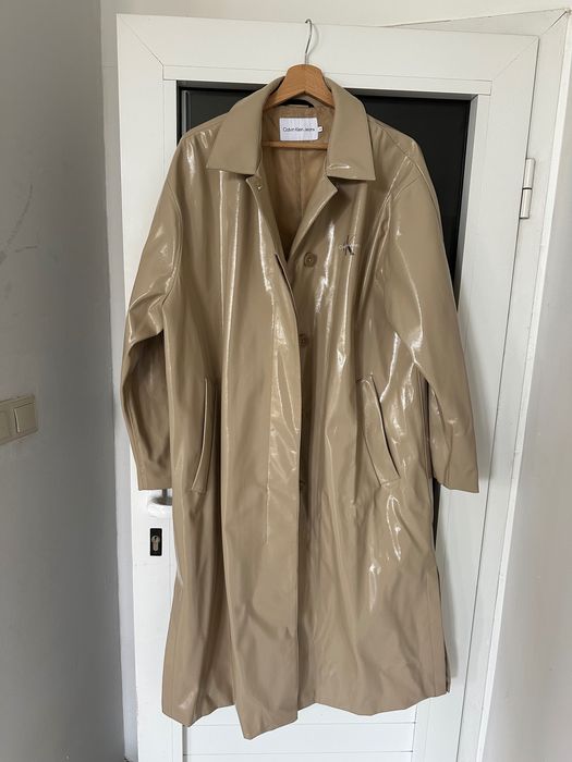 Тренч Calvin Klein