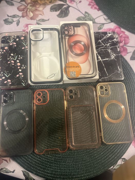 Iphone 11 Red 128 gb cu 9 huse cadou