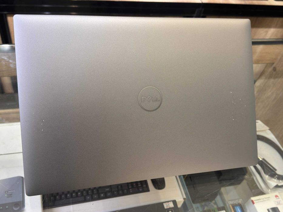 DELL Precision Core i9-13900H vPRO озу32гб 1Tssd Nvidio RTX 2000 8gb
