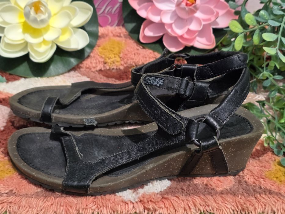 Teva сандали на платформа N39