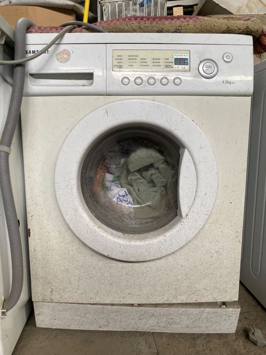 Продам стиральную машину