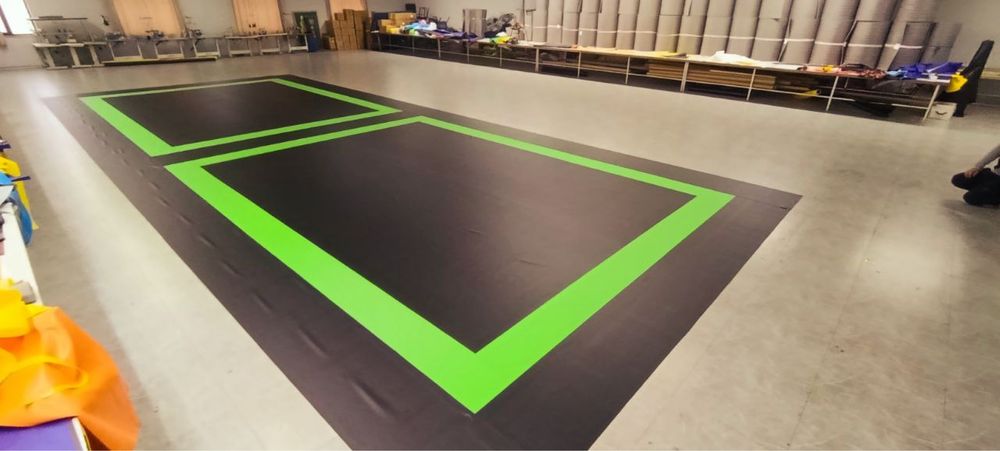 MAT kavyor pokrival sport zallari fitness clublar uchun oktagon