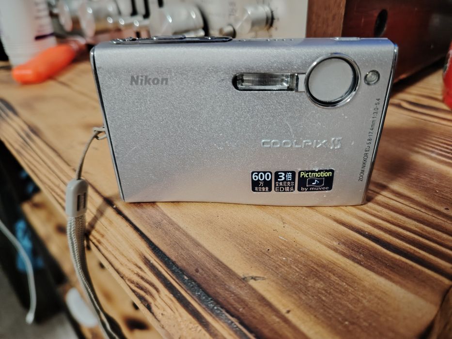Aparat foto Nikon Coolpix S5