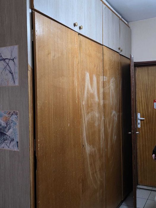 Продавам 3-стаен апартамент в Св. троица