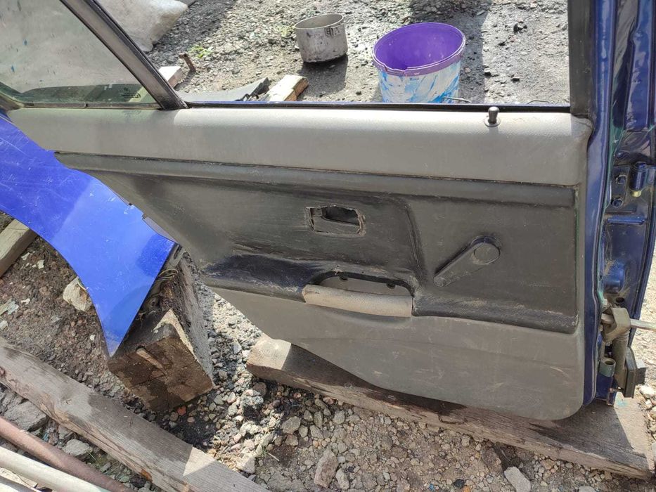 продам крышку багажника  бмв е 36