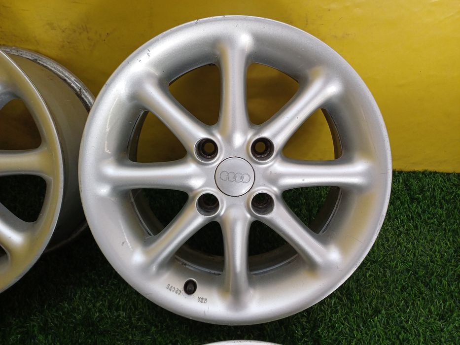 Диски R15 4x108 на Audi.