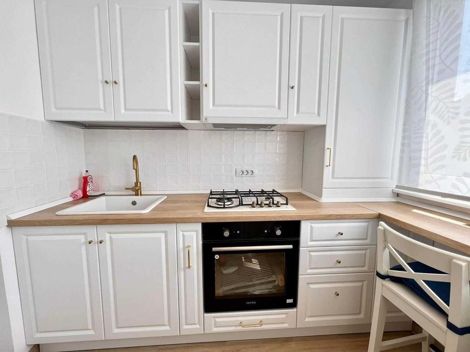 Vanzare Apartament 2 camere, Galati, zona Faleză, renovat complet, etaj 2