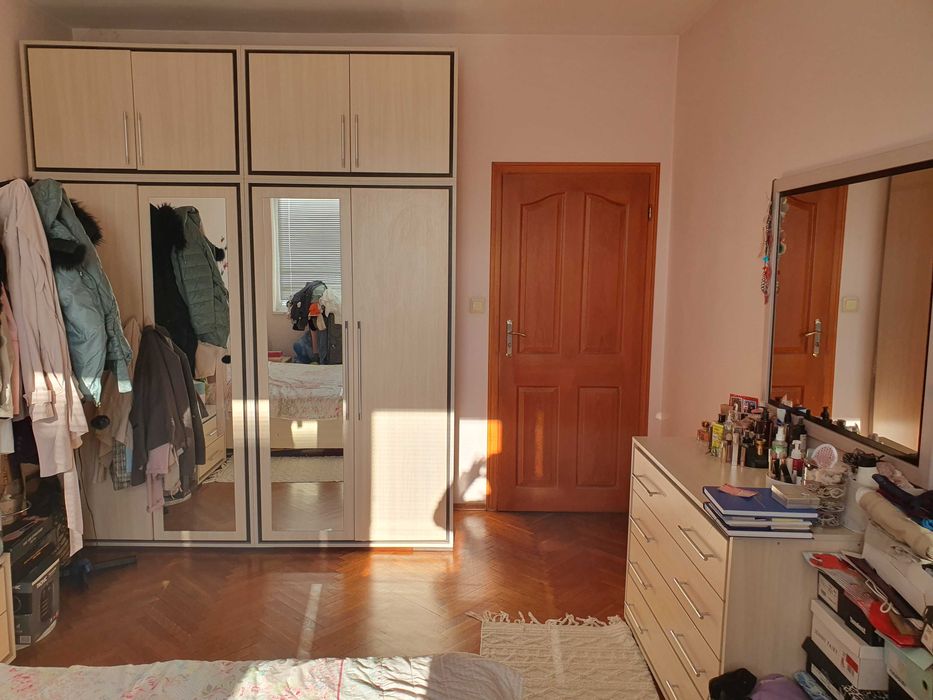 4ст+кухня,монолит,120кв.м.,ет.5,след осн.ремонт,Болницата