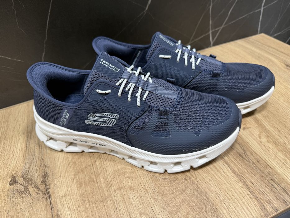 Кроссовки Skechers