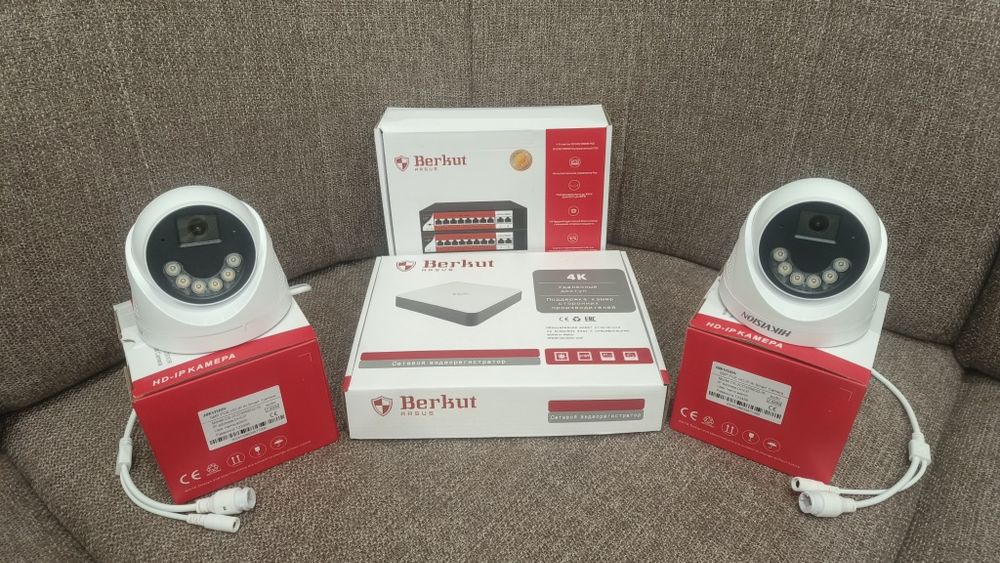 Продам комплект видеонаблюдения  айпи 5 МП