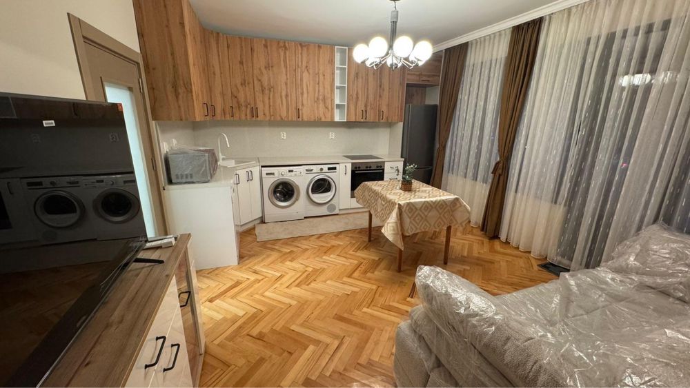 Продава се Четиристаен апартамент в Пловдив, Христо Смирненски - 80 кв.м за 1110 €/кв.м - Снимка #4
