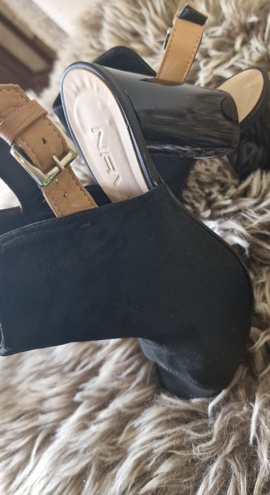 Дамски елегантни сандали