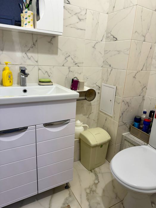 Продам двухкомнатую комнату