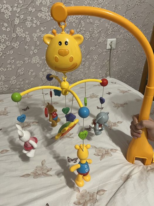 Игрушки на манеж