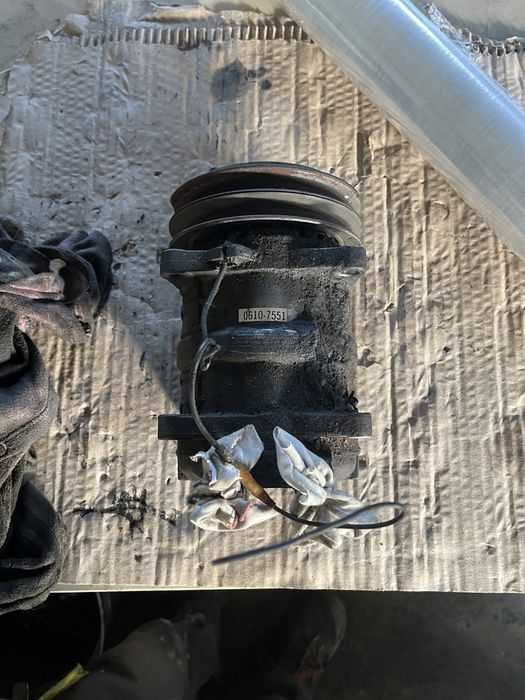 Compresor de clima Mitsubishi Pajero motor 2.8