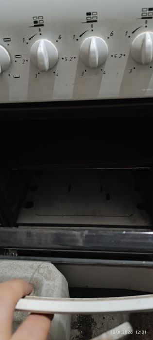 Продам Электроплиту