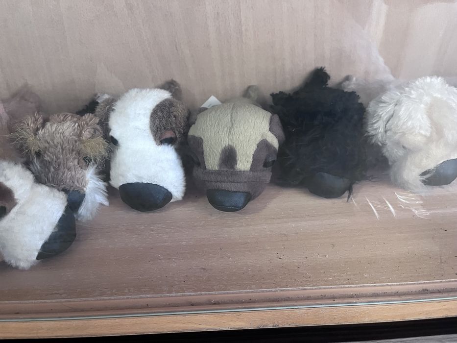 Продам игрушечных собачек коллекционных