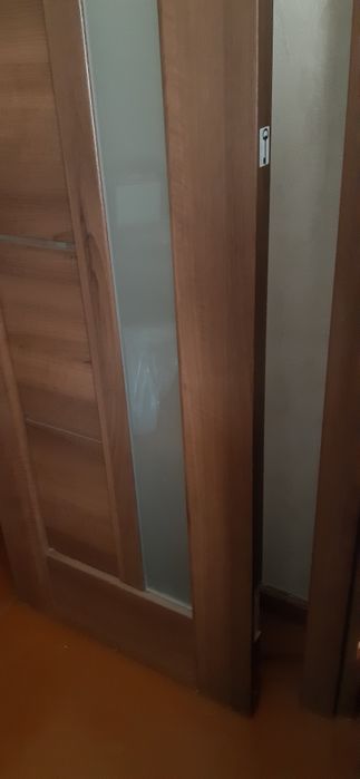 Продам дверь (полотно)