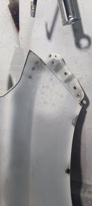 Продам Крыло на Land cruiser Prado