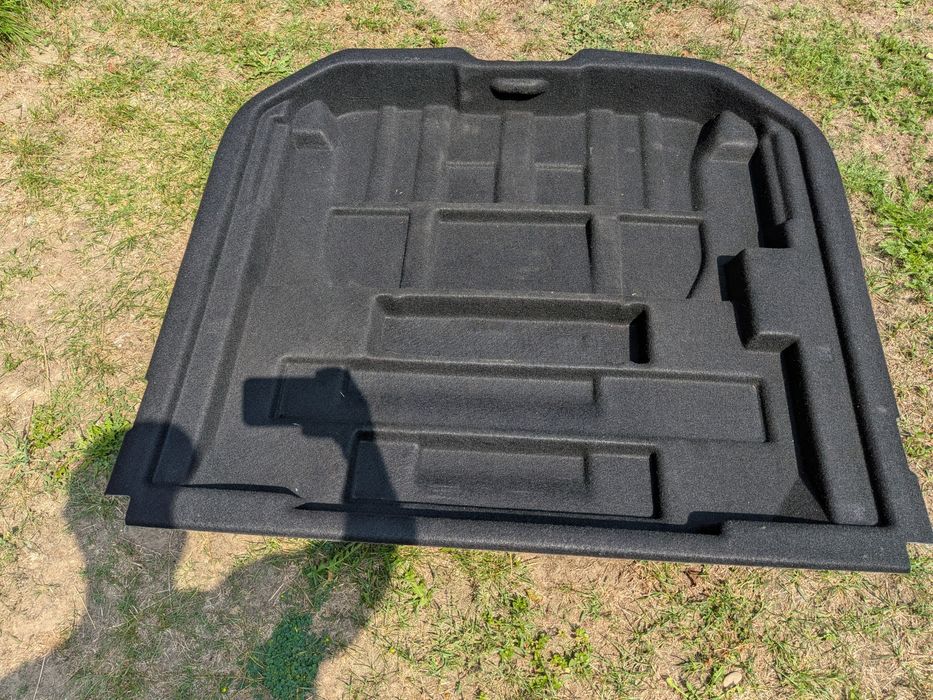 Vand mocheta portbagaj volvo v60
