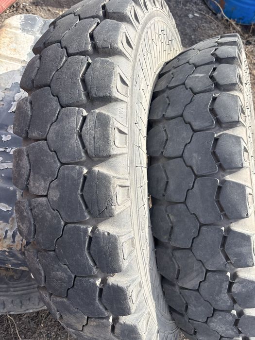 Резина на газ 53