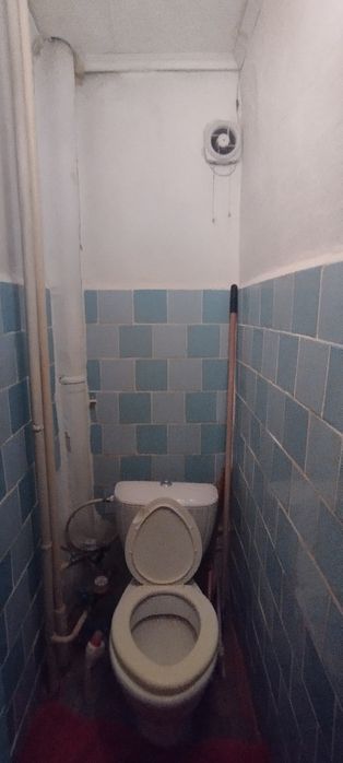 продам двухкомнатную квартиру