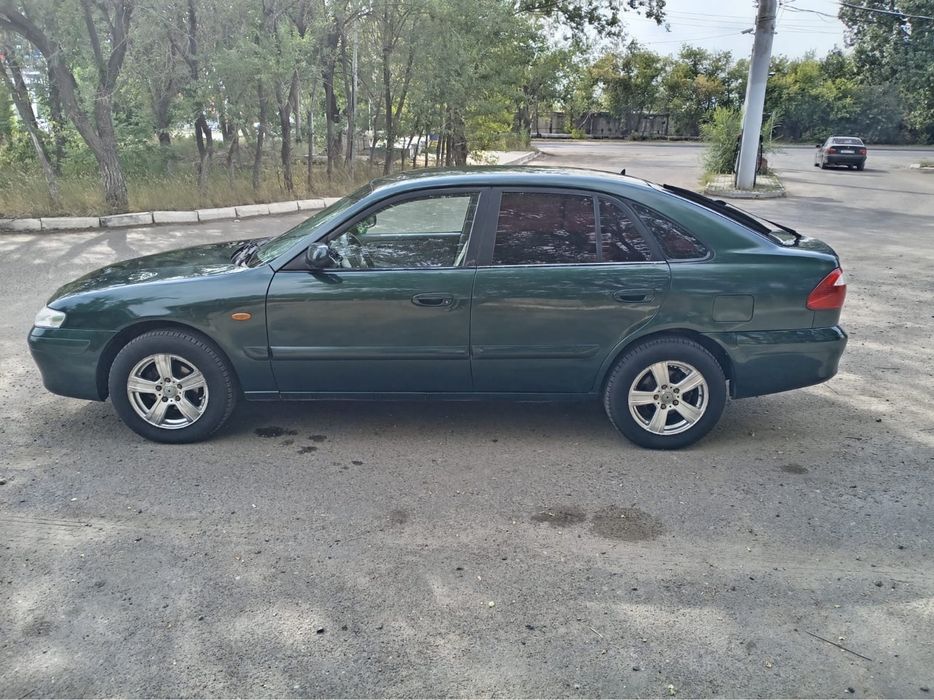 Продам mazda 626