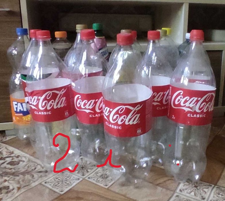 Пластиковые бутылки