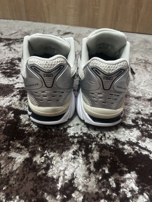 Vand asics urgent!!!