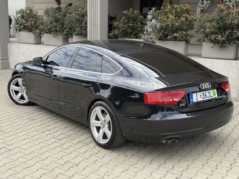 Audi A5 individual // 2010 // 2.0 170 Cp // Xenon-Led // Piele
