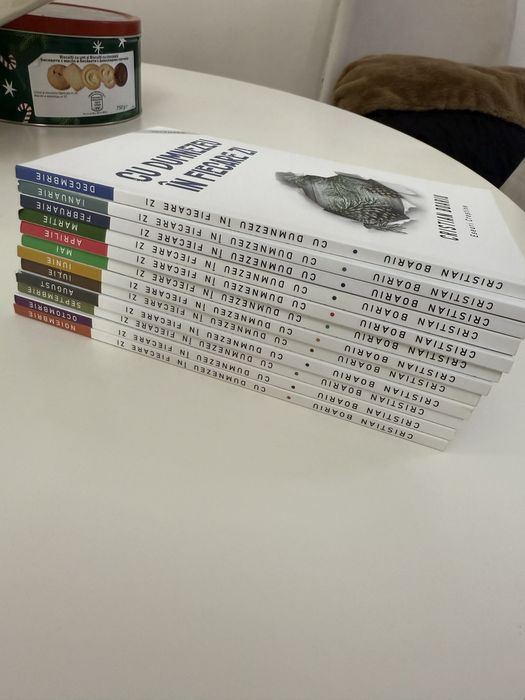 Set carti 12 luni Cu Dumnezeu in fiecare zi