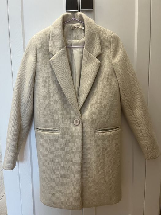 Продам пальто короткое