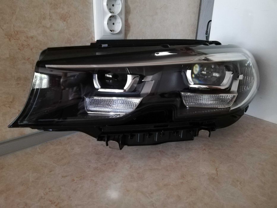 Фар БМВ Г20/Г21 LED Ляв 3-та серия/Фар BMW G20/G21 LED Фар BMW 3