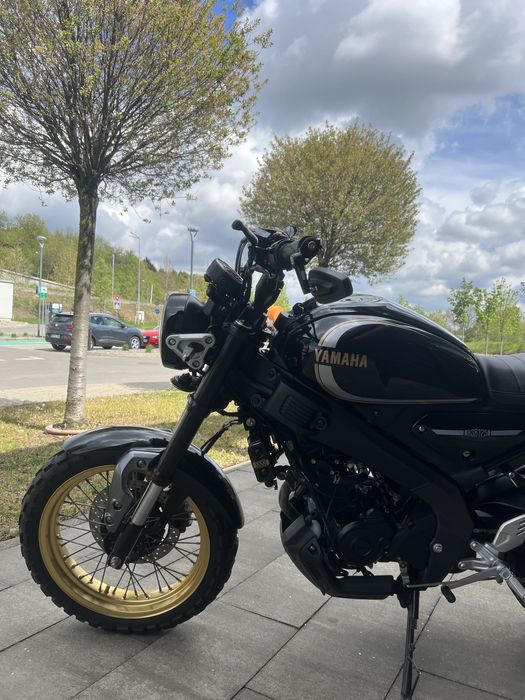 Yamaha Xsr 125 Legacy [Yzf Mt Rc Duke Cbr]