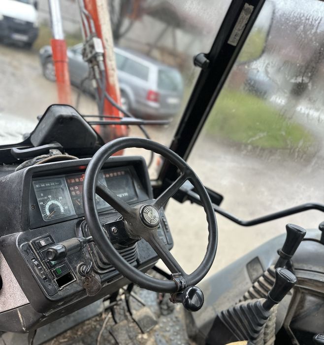 Tractor Steyr 9083