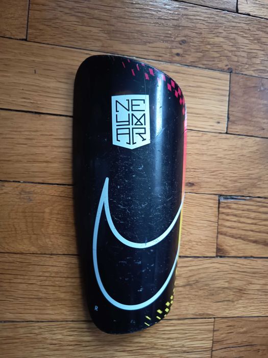 Футболни кори Neymar Jr