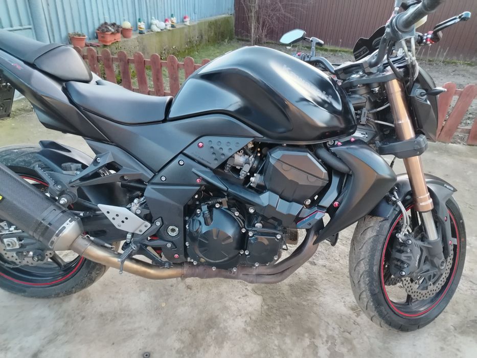 Vând kawasaki z750 R abs