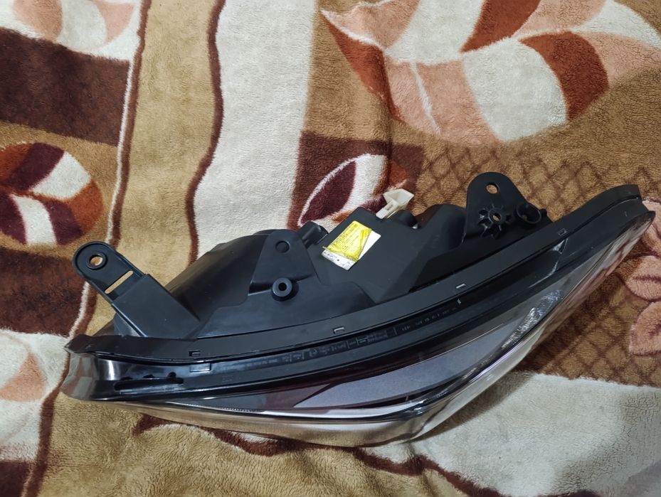 Фара на хундай Genesis