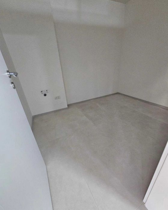 Închiriez o camera si posturii într-un salon nou de înfrumusețare