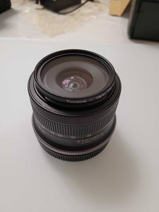 Canon Eos R50 беззеркалка