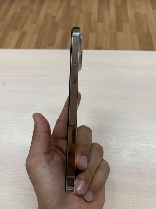 Aйфон 12 про макс