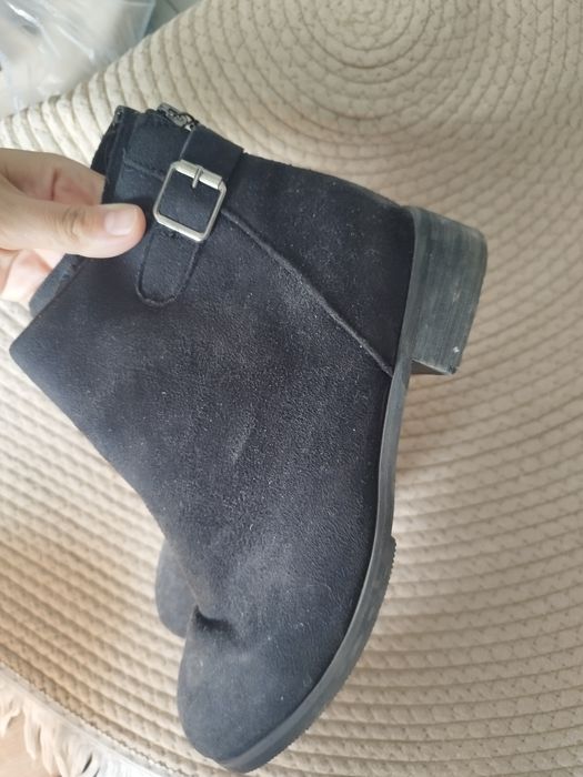 Продам обувь по 1000 тг