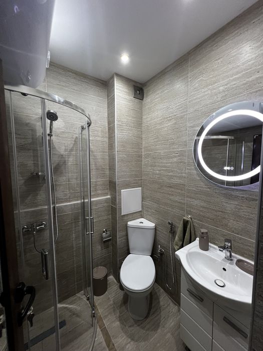 Дава се под наем Двустаен апартамент в Пловдив, Кършияка - 56 кв.м за 407.49 € - Снимка #5