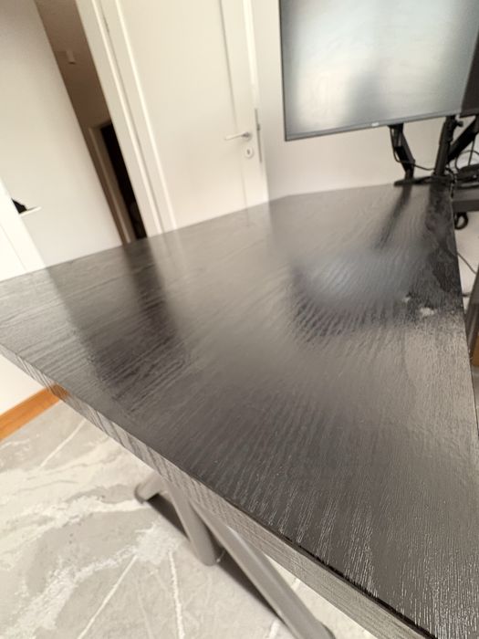 Birou Ikea Idasen negru/gri inchis 160x80 cm