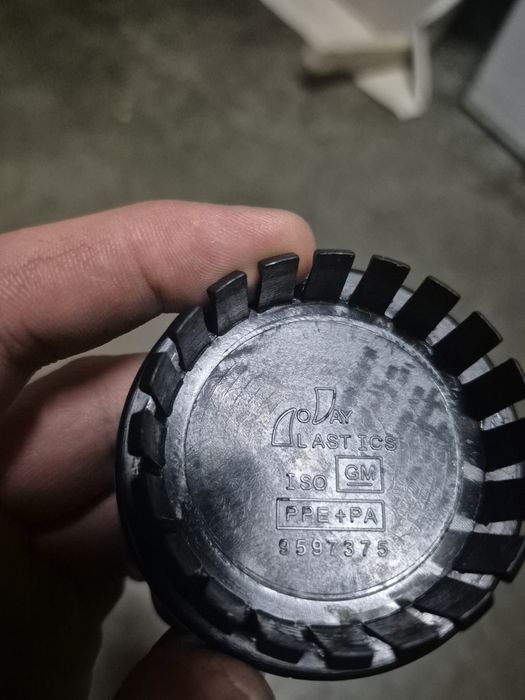 Колпак Cadillac Escalade