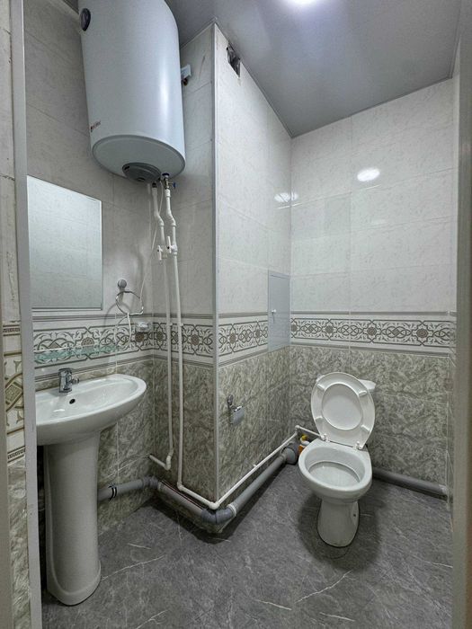 Сергили янги хает тумани, 24-уй, 2 подъезд, 7 этаж, 61 хона  ижарага