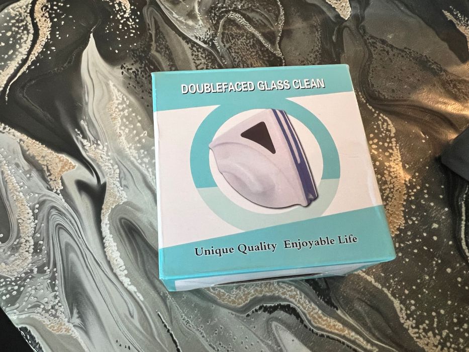 Магнит за почистване на прозорци