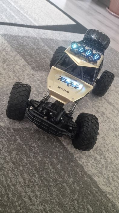 Радиоуправляем офроуд джип Rock Crawler 4x4 – комплект