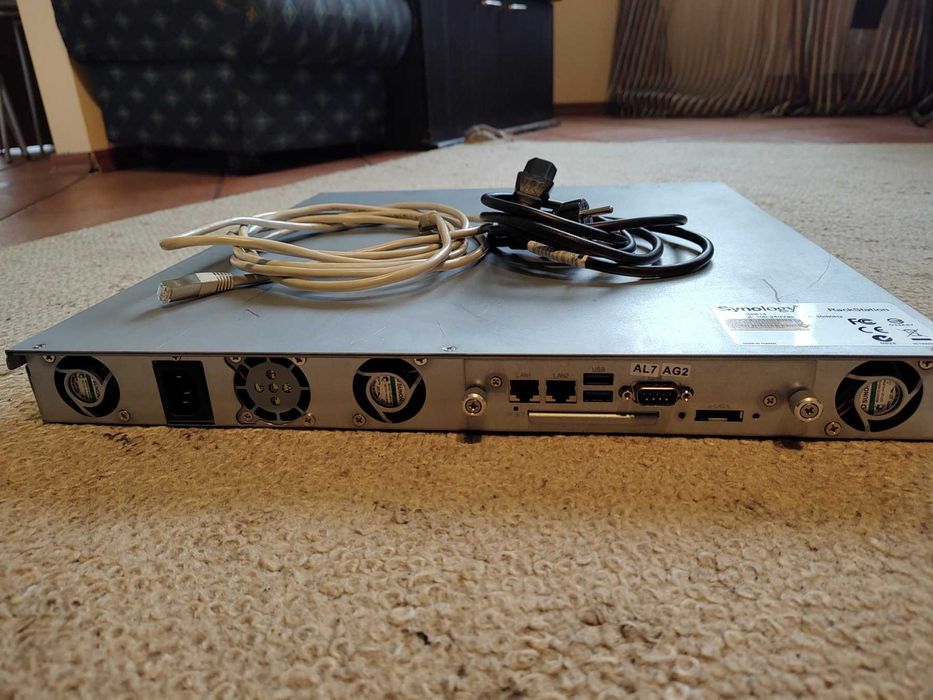 Synology NAS rack server - RS814 с 4x 3TB HDD - 12TB общо